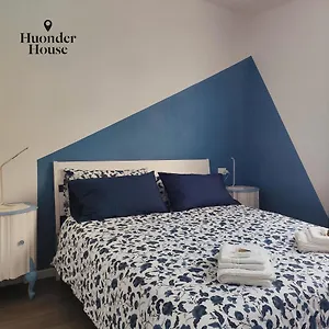 Vakantiehuis Huonder House